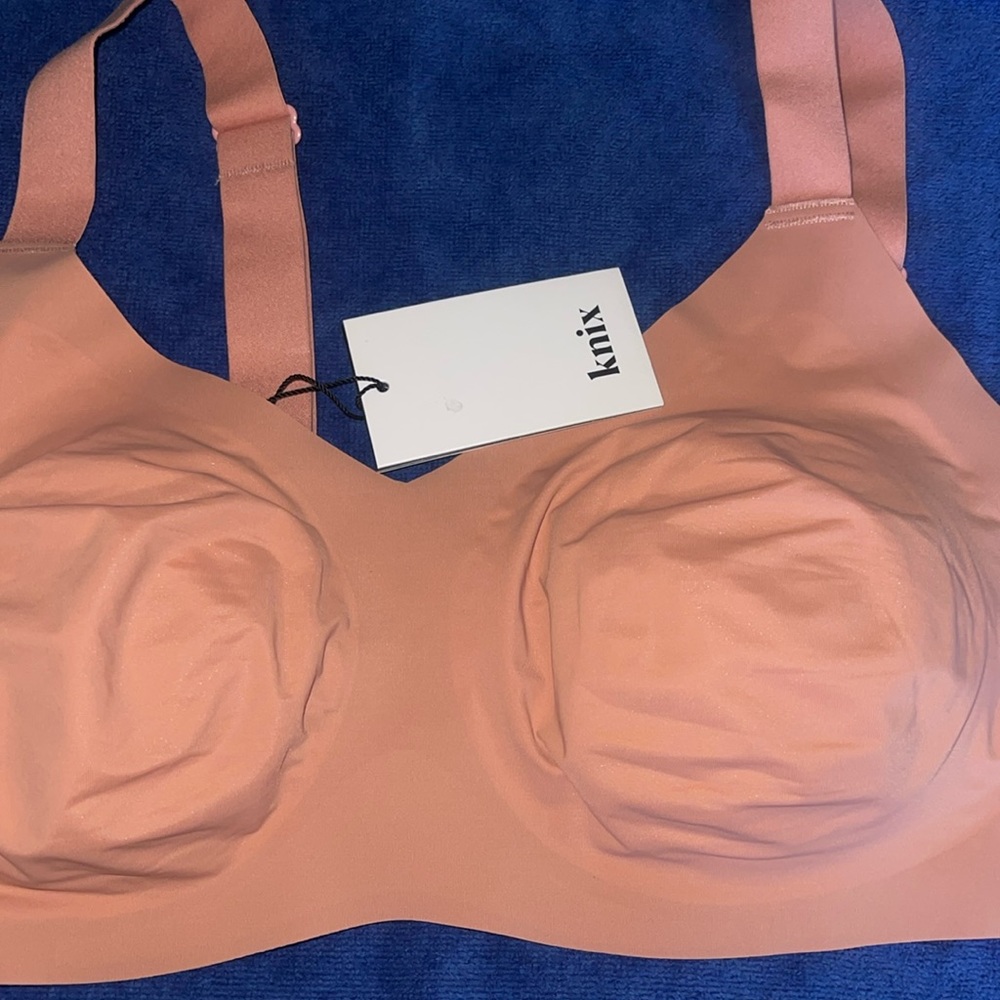 Neck no underwire light padding size 8